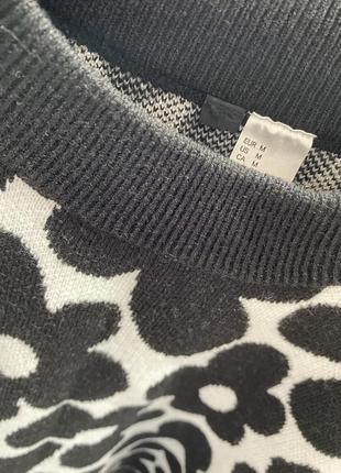 Новый оригинальный черно-белый свитер в цветочный принт h&amp;m5 фото