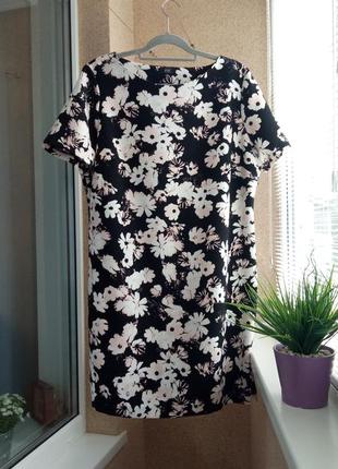 Красиве літнє плаття міді в квітковий принт1 фото
