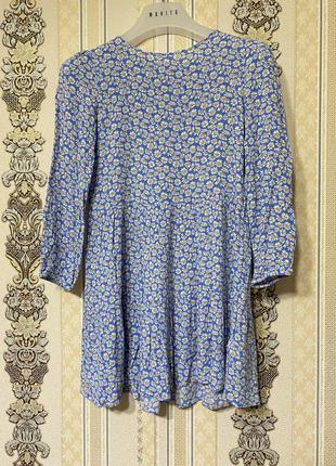 Стильное лёгкое летнее платье, короткое голубое с белым платье, сукня1 фото