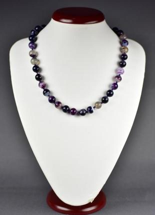 Ожерелье агат сиренево-фиолетовый гладкий шарик d-10мм l - 45см