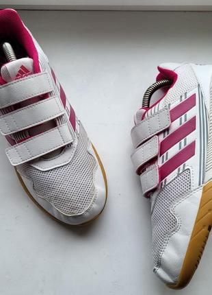 Весняні кросівки для дівчаток adidas