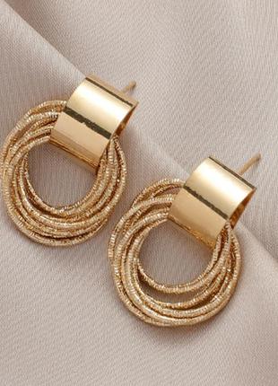 Сережки плетені у стилі zara топ