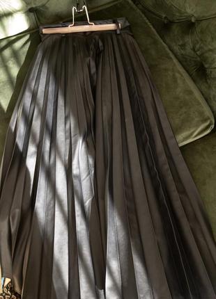 Кожаная юбка плиссе7 фото