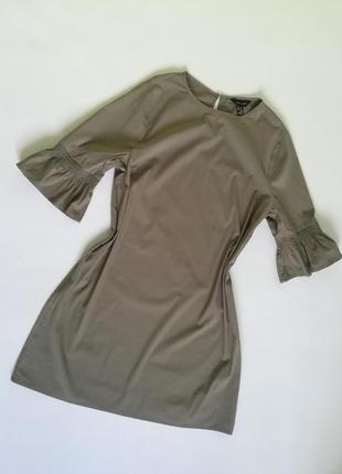 Легке літнє плаття з рукавами-воланами1 фото