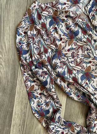 Стильная легкая блуза в цветочный принт3 фото
