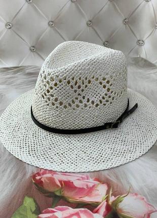 Літній плетений візерунковий капелюх федора з ремінцем білий