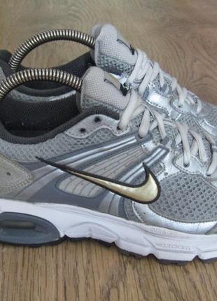 nike moto 7