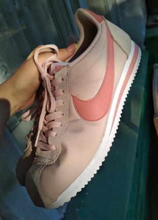 Кроссовки nike cortez оригинал пудра4 фото