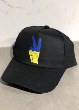 Стильная летняя патриотическая кепка