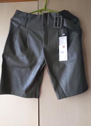 Шорти жіночі шкіряні