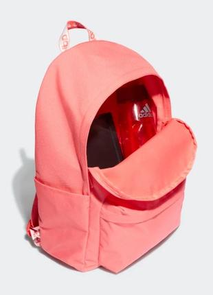 Adidas adicolor backpack

новий рюкзак оригінал4 фото