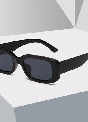 Чорні сонцезахисні окуляри черные солнцезащитные очки прямоугольные небольшие7 фото