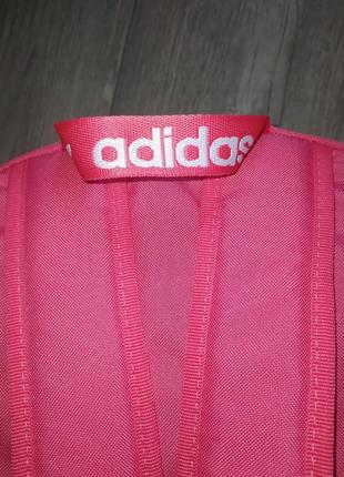 Adidas adicolor backpack

новий рюкзак оригінал10 фото