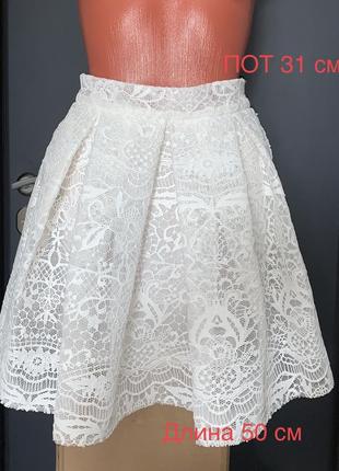 Белая юбка из гипюрового кружева  maje jeko