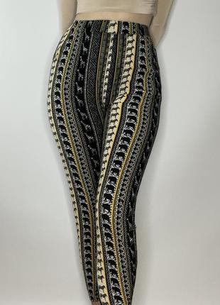 Штаны облегающие лосины легинсы черные полоски высокой талии геометрические с карманами2 фото