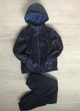 Куртка ветровка на флисе benetton и штаны на флисе zara 7-9 лет