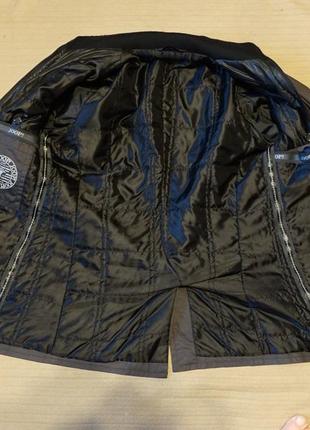 Стильна утеплена бавовняна куртка кольору хакі joop германія 50 р.5 фото