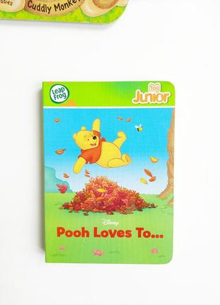 Дитяча книга англійською pooh loves to