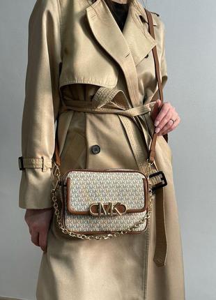 Сумка michael kors parker medium logo crossbody bag cream brown3 фото