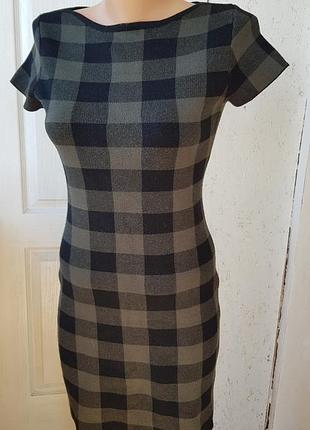 Платье трикотажное pense a toi