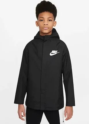 Отличная деми куртка nike