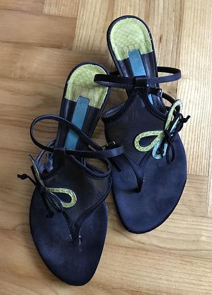 Martini osvaldo, italy, оригінальні босоніжки, в'єтнамки! р.-36.5
