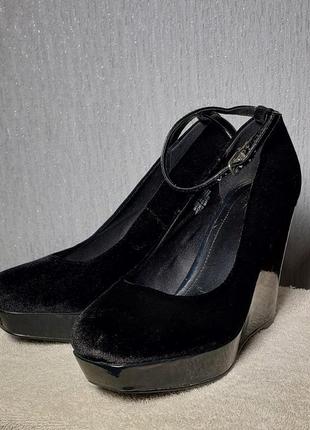Черные бархатные (велюровые) туфли фирмы h&amp;m3 фото