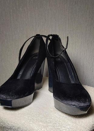 Черные бархатные (велюровые) туфли фирмы h&amp;m2 фото
