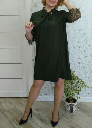 Платье хаки.