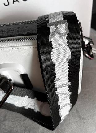 Marc jacobs black / white logo 3