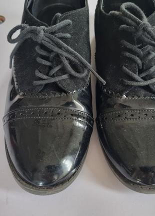 Черные лоферы броги лаковые замшевые на шнурке туфли 36 размер оксфорды6 фото