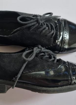 Черные лоферы броги лаковые замшевые на шнурке туфли 36 размер оксфорды7 фото