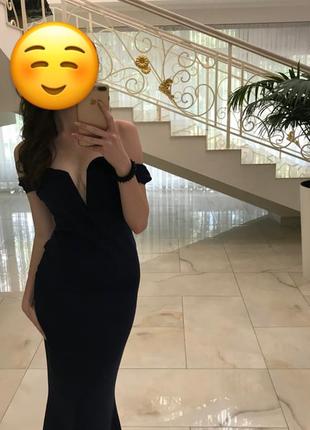 Длинное женское платье