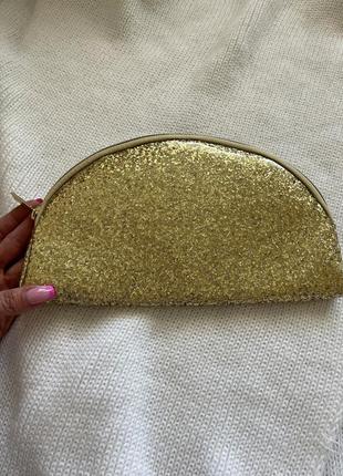 Косметичка tarte