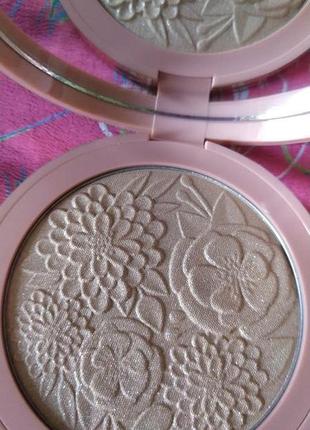 Pupa sunny afternoon highlighter хайлайтер для обличчя