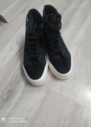 Крутеньки кеди