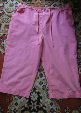 Легкие удобные брюки капри с вышивкой по низу на резинке ,100% хлопок