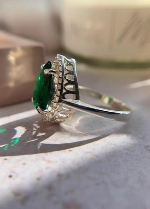Серебряное кольцо с одним синими, зелеными, красными, розовыми, бирюзовыми камнем в форме капли4 фото