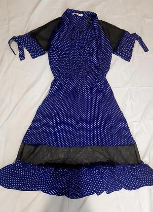 Сукня в горошок із сіткою