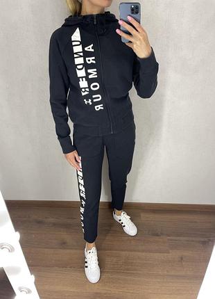 Спортивний костюм under armour. розмір xs.