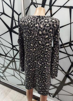 Теплое трикотажное платье в леопардовый принт пепельного цвета clockhouse 44-489 фото