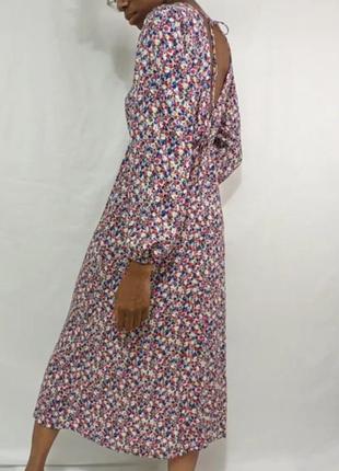 Платье миди с глубоким v- образным вырезом, цветочным принтом, с длинными пышными рукавами h&m(размер xs-s)9 фото