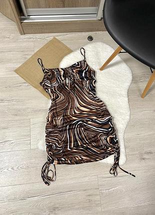 Платье с затяжками от shein