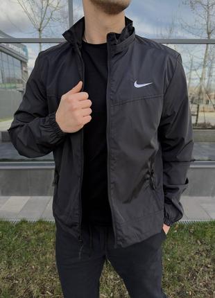 Мужская ветровка nike черная