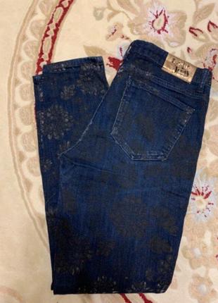 Стрейчевые джинсы desigual