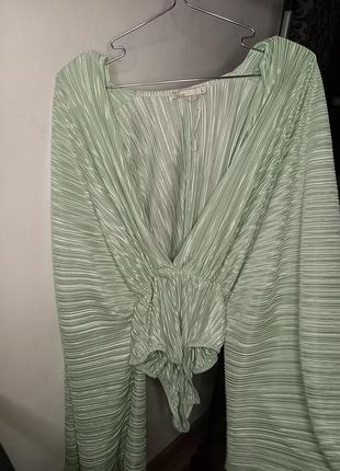 Боді з ошатними рукавами🤩