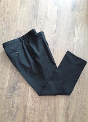 Чорні фірмові чоловічі класичні брюки (f&f)