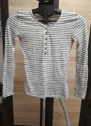 Смугаста кофта