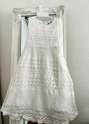 Біла довга мережевна сукня zara стилі для дівчинки 7р. красива літня сукня міді з натуральним мережевом
