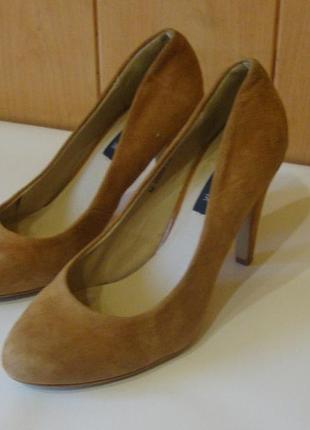 Туфли рыжие замшевые mango